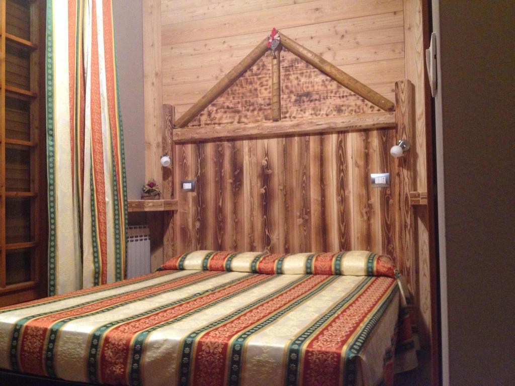 Hotel Trois Etoiles Entracque Luaran gambar