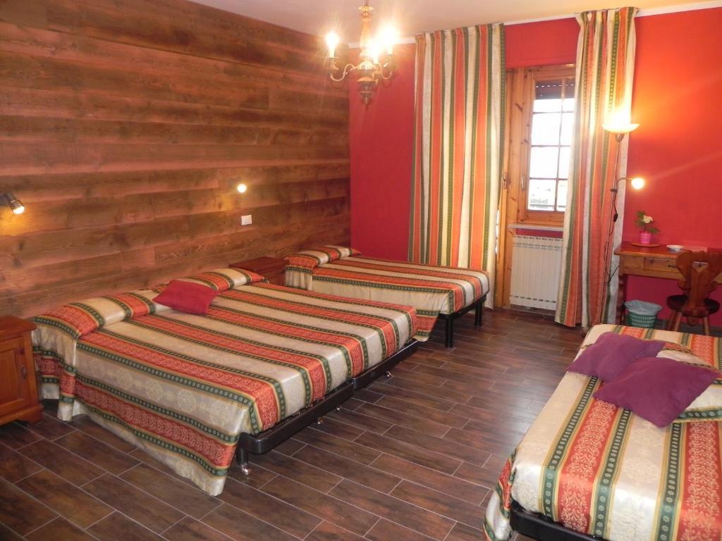 Hotel Trois Etoiles Entracque Bilik gambar