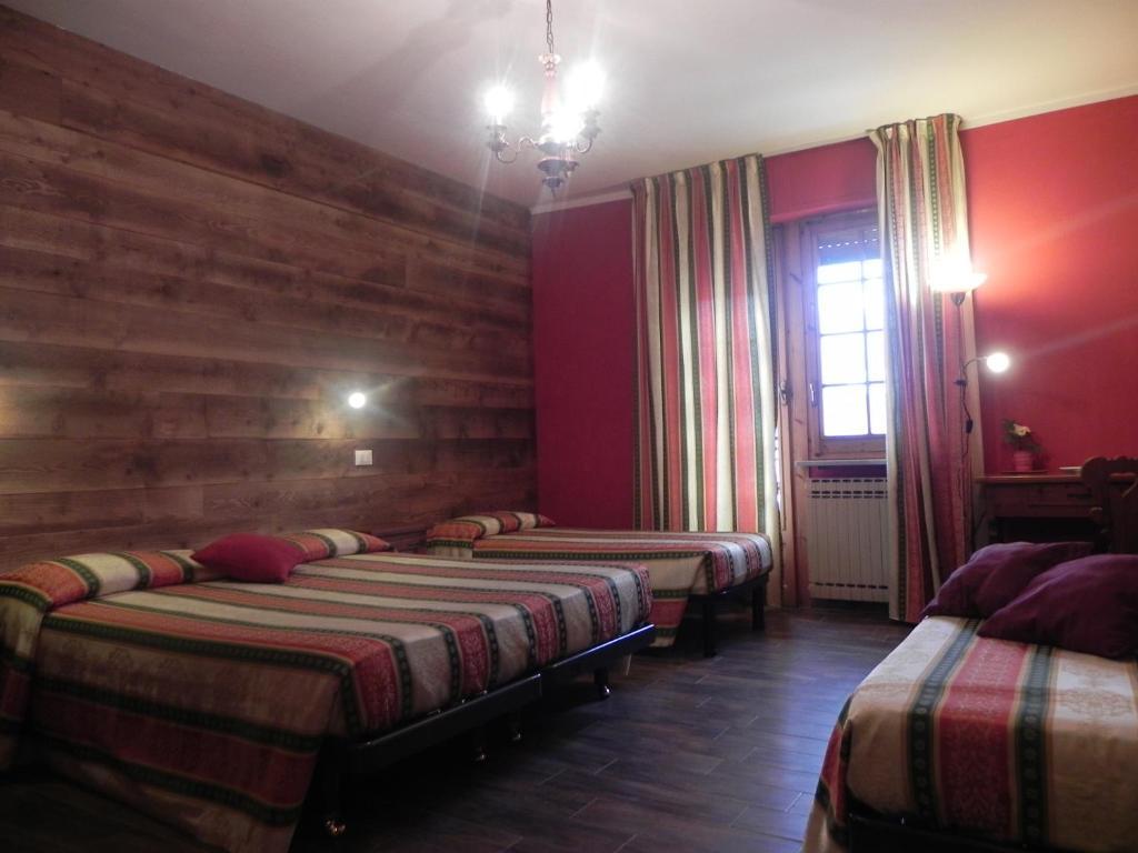 Hotel Trois Etoiles Entracque Bilik gambar