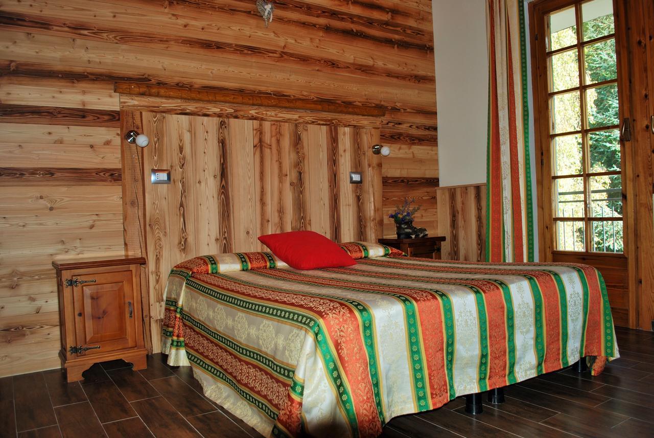 Hotel Trois Etoiles Entracque Luaran gambar